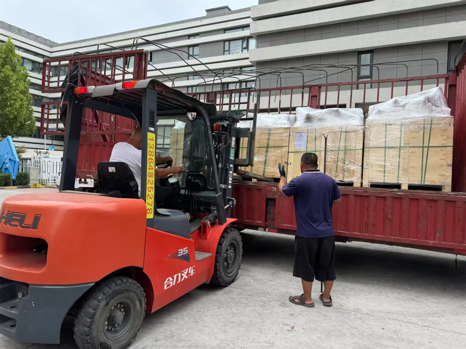 Andy အဏ္ဏဝါ၏စိတ်ကြိုက်အဏ္ဏဝါ hardware ပစ္စည်းကိရိယာများသည်အိန္ဒိယသမုဒ္ဒရာကိုရွက်လွှင့်ခဲ့သည်